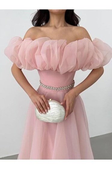 Rochie eleganta lunga din tull pe umeri - Img 2