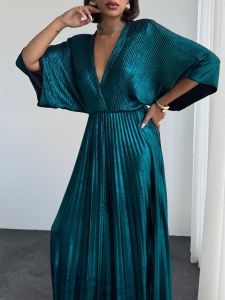 Rochie eleganta lunga plisata cu aspect lucios - Img 7