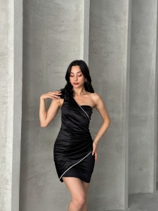 Rochie eleganta scurta accesorizata cu pampon - Img 2