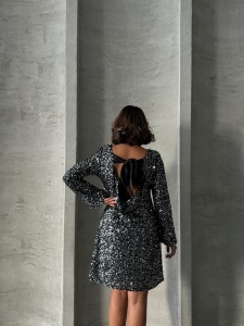 Rochie eleganta scurta cu paiete accesorizata la spate cu funda - Img 6