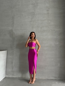 Rochie eleganta stransa pe corp cu accesoriu lant - Img 5