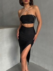 Rochie eleganta stransa pe corp cu accesoriu lant - Img 1