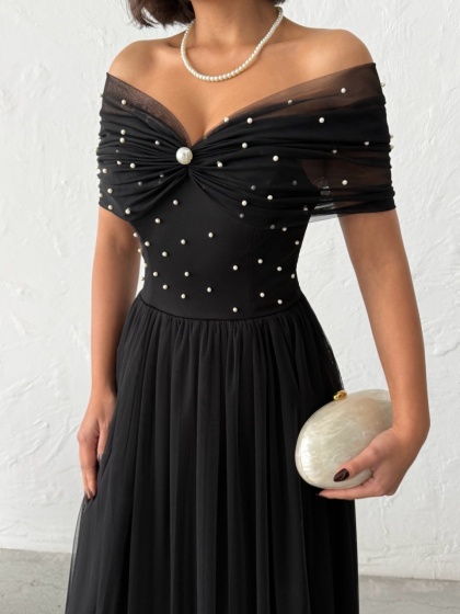 Rochie lunga din tull cu detalii perle