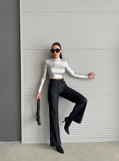 Pantaloni evazati din piele ecologica - Img 4