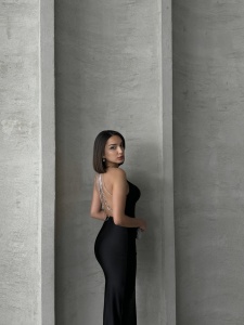 Rochie eleganta din lycra cu bretele din lant - Img 6
