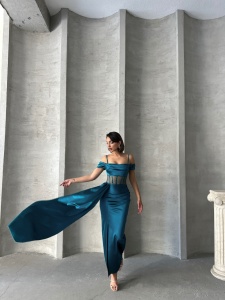Rochie eleganta lunga cu detaliu transparent - Img 7
