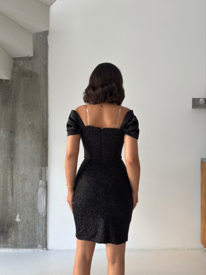 Rochie eleganta scurta accesorizata cu detalii stralucitoare - Img 2