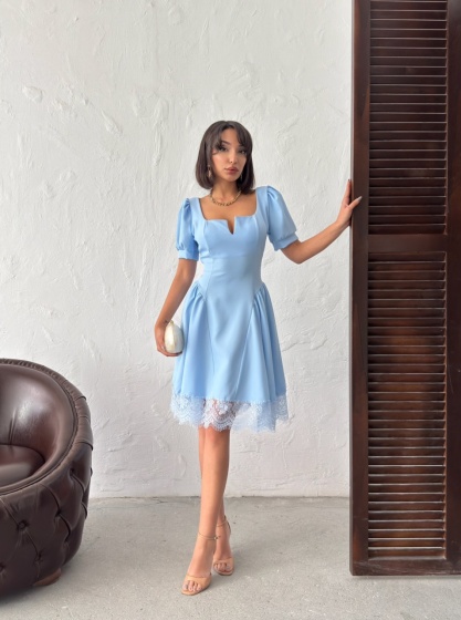 Rochie scurtă cu garnitura din dantela si funda la spate - Img 4