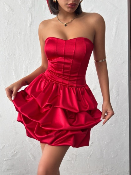 Rochie scurtă elegantă bufantă tip corset