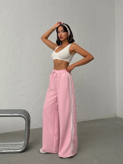 Pantaloni evazati cu detaliu dungi - Img 2