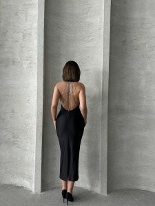 Rochie eleganta din lycra cu bretele din lant - Img 7