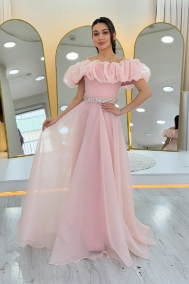 Rochie eleganta lunga din tull pe umeri - Img 5