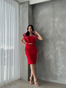 Rochie eleganta midi accesorizata cu strasuri - Img 3