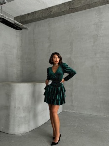 Rochie eleganta scurta din catifea cu volane - Img 1