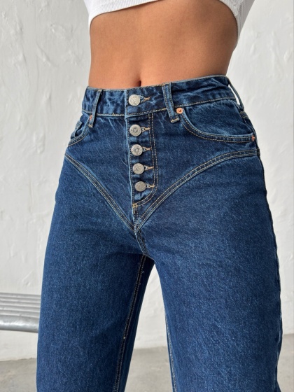 Blugi drepti cu nasturi