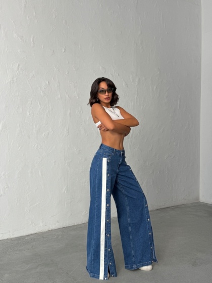 Blugi evazati cu capse - Img 3