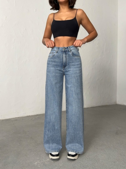 Blugi evazati elastici accesorizati cu strasuri - Img 1