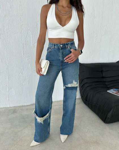 Blugi wide leg cu abraziuni în față