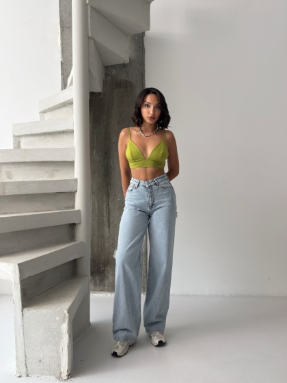 Blugi wide-leg cu rupturi pe posterior - Img 6