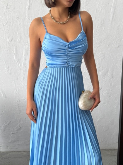 Rochie din satin plisata