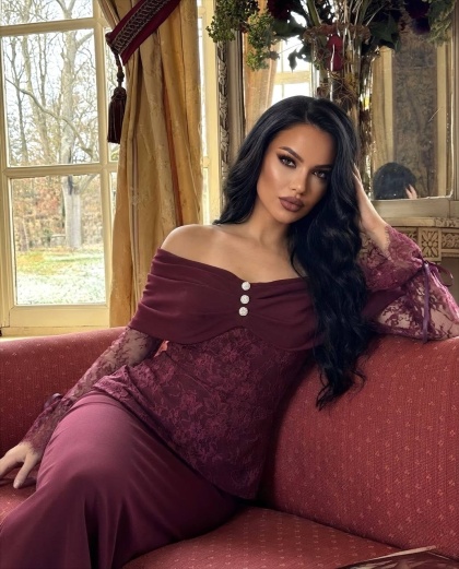 Rochie eleganta cu dantela si detaliu nasturi - Img 2