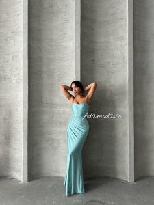Rochie eleganta cu siret la spate accesorizata cu strasuri - Img 3