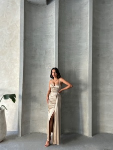 Rochie eleganta din satin lunga cu bretele - Img 6