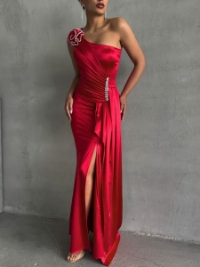 Rochie eleganta lunga din satin cu accesoriu pampon - Img 4