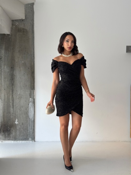 Rochie eleganta scurta accesorizata cu detalii stralucitoare - Img 5