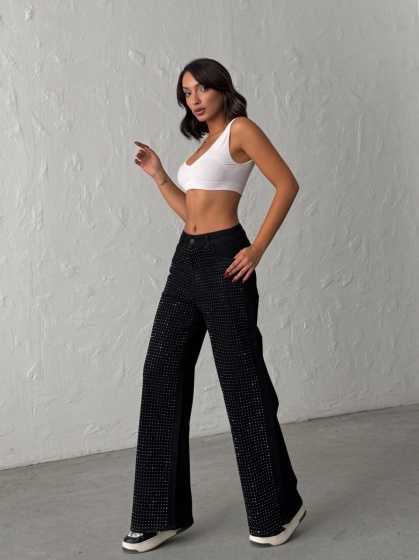 Blugi evazati elastici accesorizati cu strasuri - Img 5