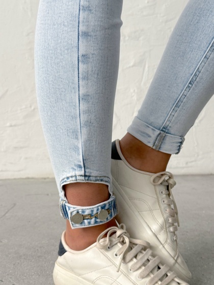 Blugi skinny elastici cu detalii la tiv - Img 2