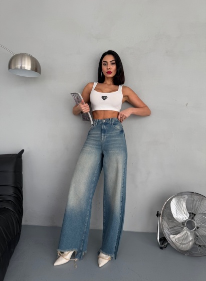 Blugi wide leg cu rupturi la tiv - Img 2