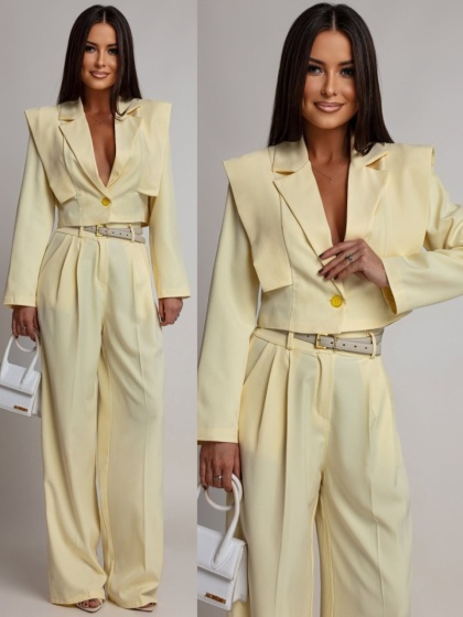 Costum cu pantalon evazat si sacou scurt - Img 1