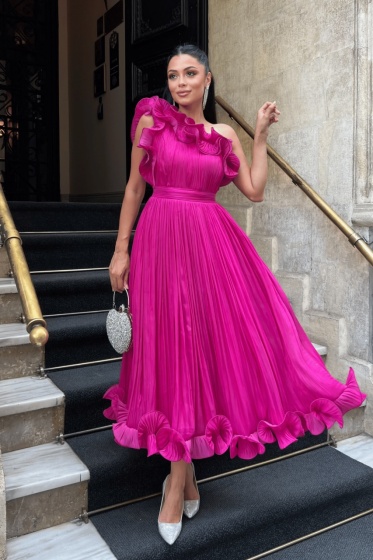 Rochie eleganta din satin creponat cu detaliu volan