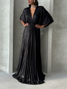 Rochie eleganta lunga plisata cu aspect lucios - Img 4