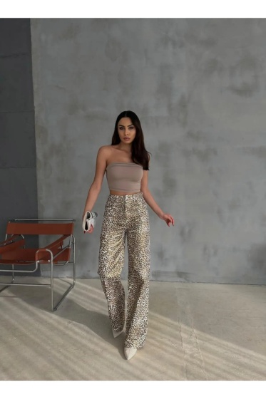 Blugi evazati animal print - Img 5