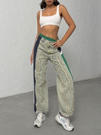 Blugi evazati cu fas