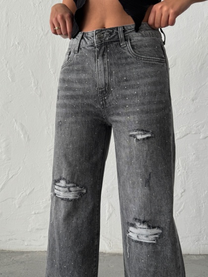 Blugi evazati cu rupturi si aplicatii din strasuri - Img 6