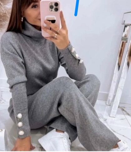 Compleu din tricot cu pantaloni evazati - Img 2