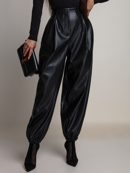 Pantaloni din piele ecologica cu elastic