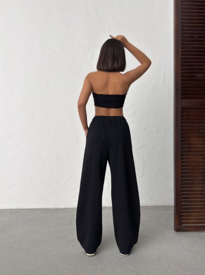 Pantaloni wide-leg cu design modern - Img 4