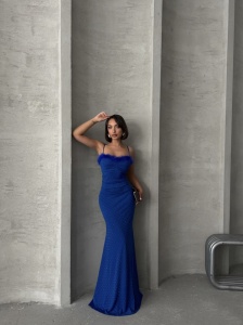 Rochie eleganta lunga accesorizata cu strasuri si puf - Img 5