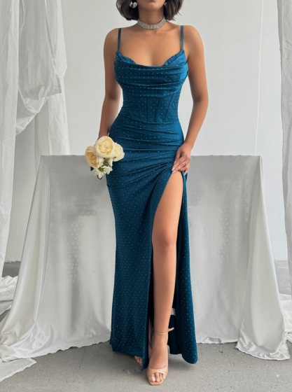 Rochie eleganta lunga cu bretele si strasuri