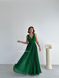 Rochie eleganta lunga plisata cu insertii sclipitoare - Img 1