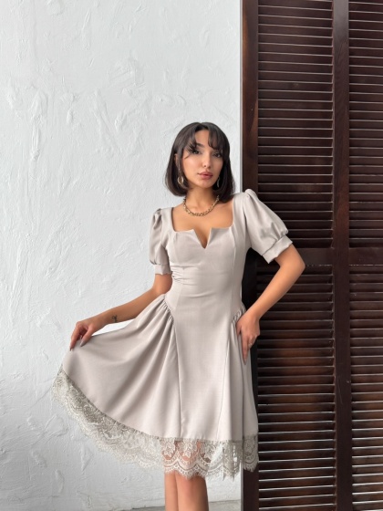 Rochie scurtă cu garnitura din dantela si funda la spate - Img 5
