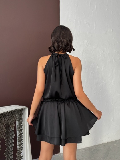 Rochie scurtă elegantă din satin cu volane accesorizata cu perlute - Img 6