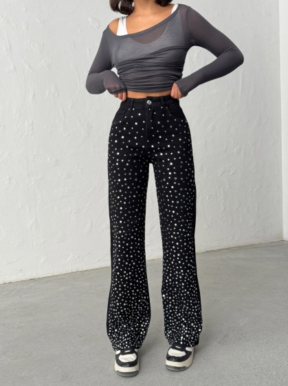 Blugi evazati accesorizati cu pietre decorative - Img 7