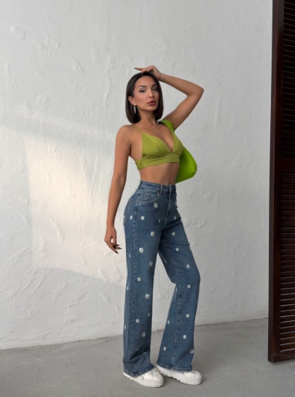 Blugi evazati cu design floral - Img 9