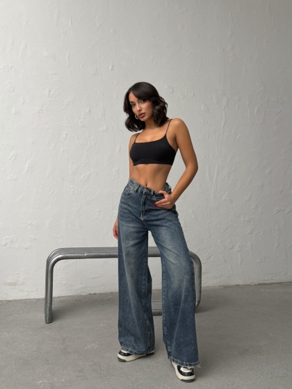 Blugi evazati cu rupturi la spate - Img 6