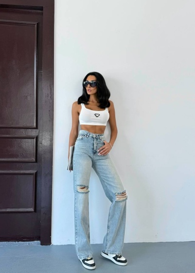 Blugi evazati cu rupturi - Img 5